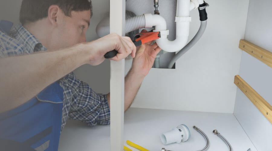 Professional sink repair in McMillan, MI